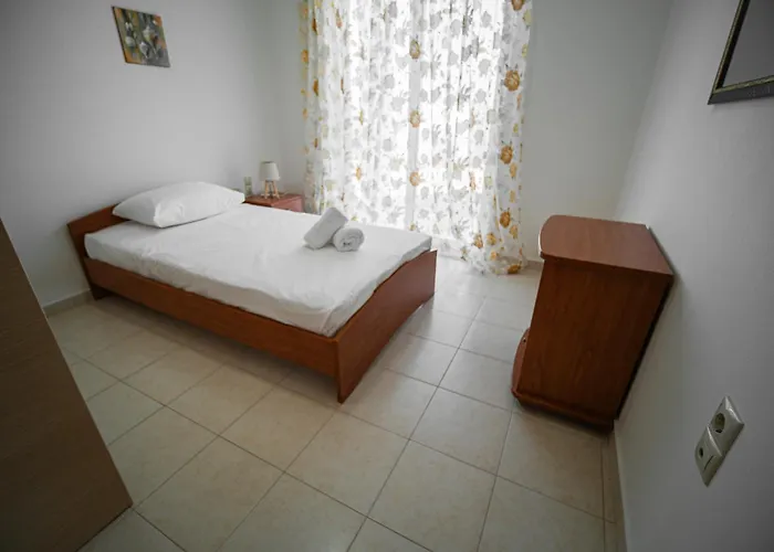 Casa Flora Nyaraló *